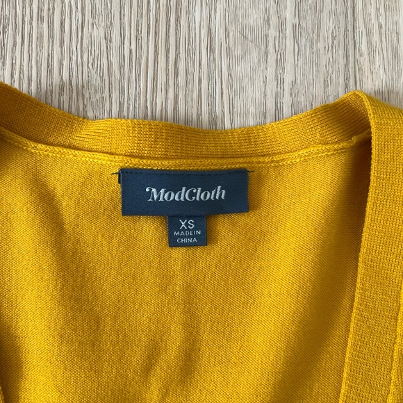 ModCloth Mustard Yellow Soft And Stretchy V-Neck Buttoned Front Cardigan Top - Picture 4 of 14